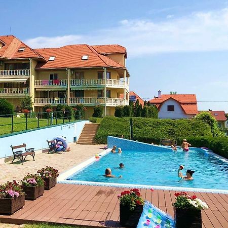 Fured Apartments Балатонфюред Екстер'єр фото